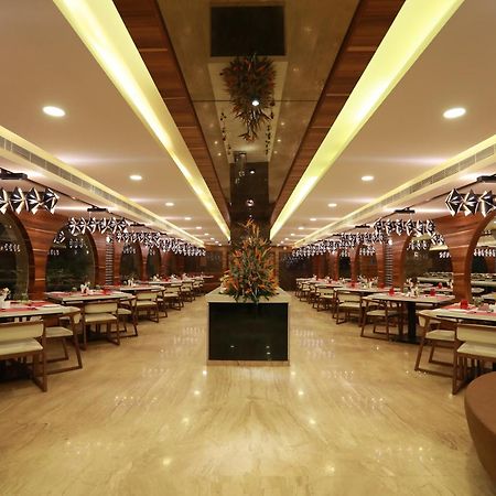 โรงแรมพาร์ค เอลันซา นุมคุมปักกัม เชนไน ภายนอก รูปภาพ