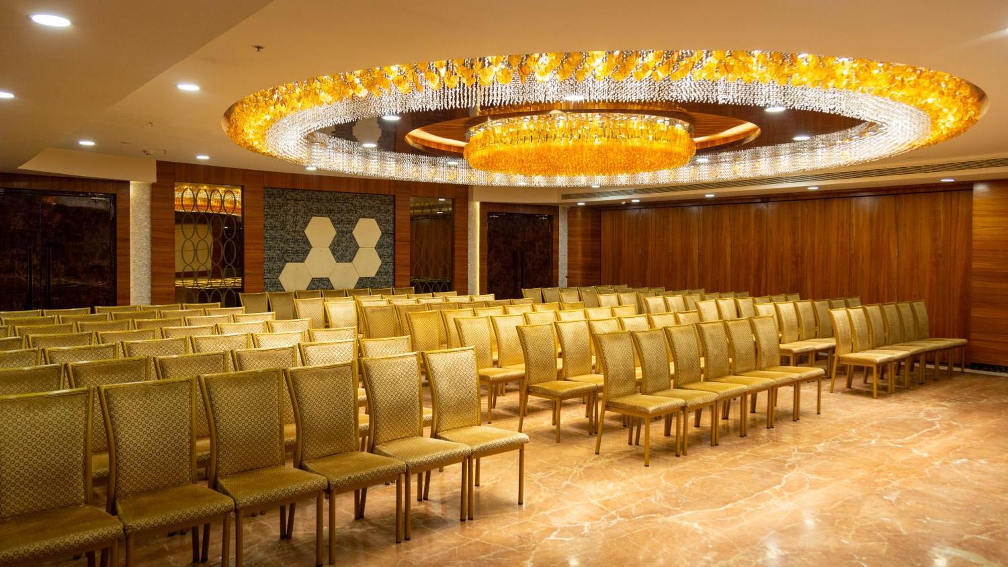 โรงแรมพาร์ค เอลันซา นุมคุมปักกัม เชนไน ภายนอก รูปภาพ